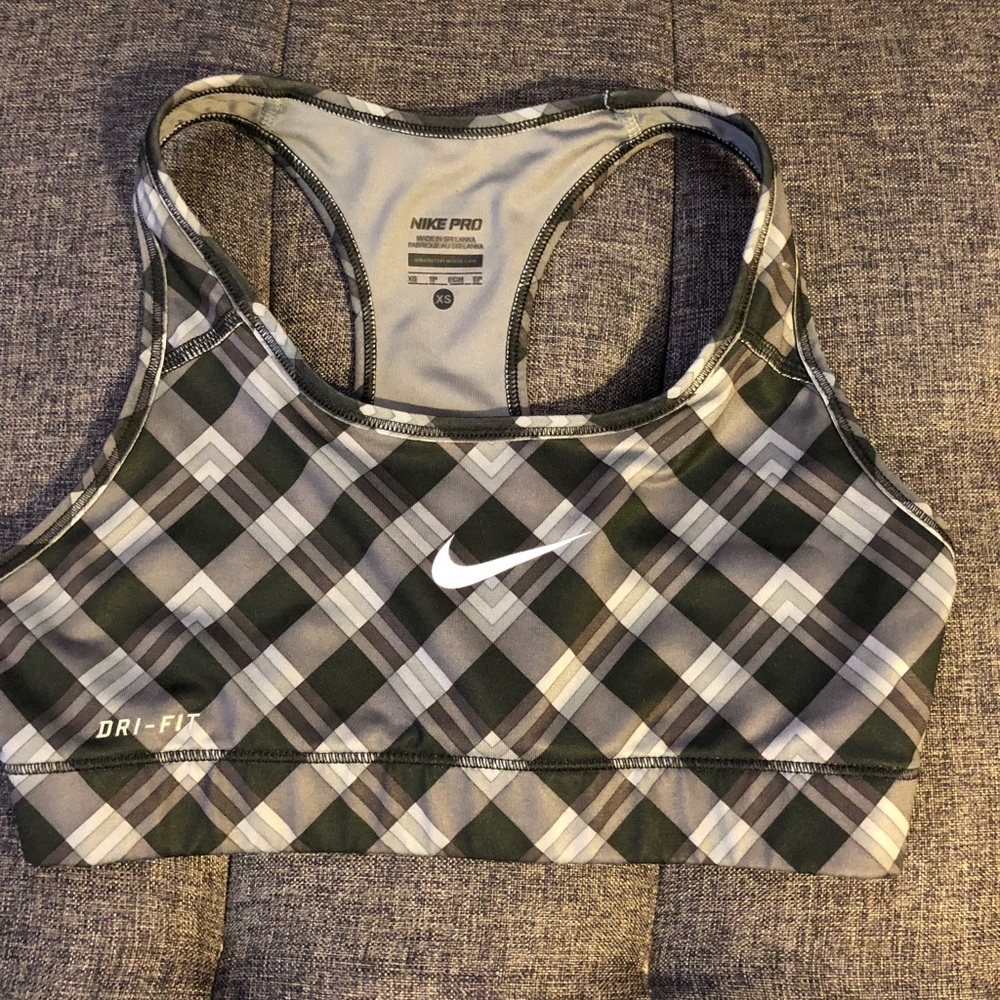 Nike Pro Sports Bra